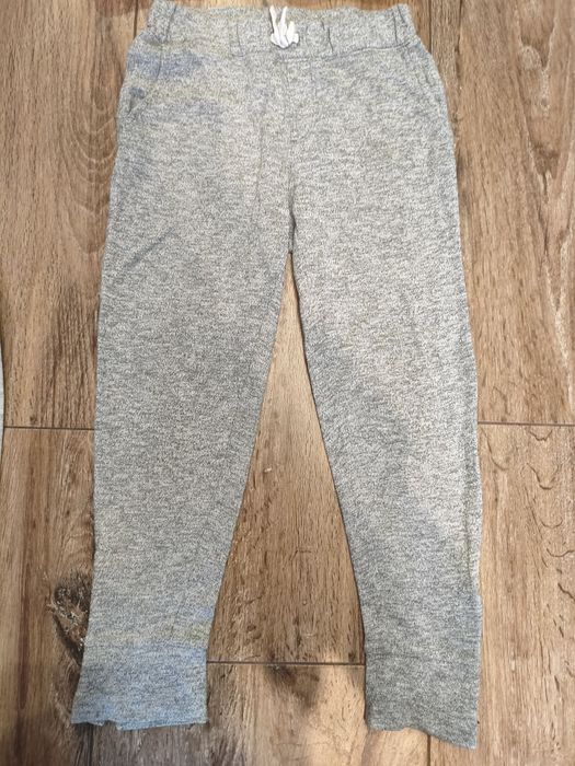 Zestaw dla dziewczynki bluzy dresy 128/134