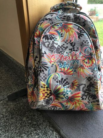 Mochila O'Neil + estojo