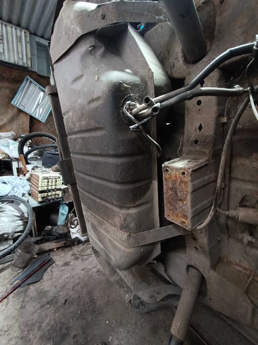 Бензобак Опель Омега А Бак топливный Opel Omega A Универсал Караван