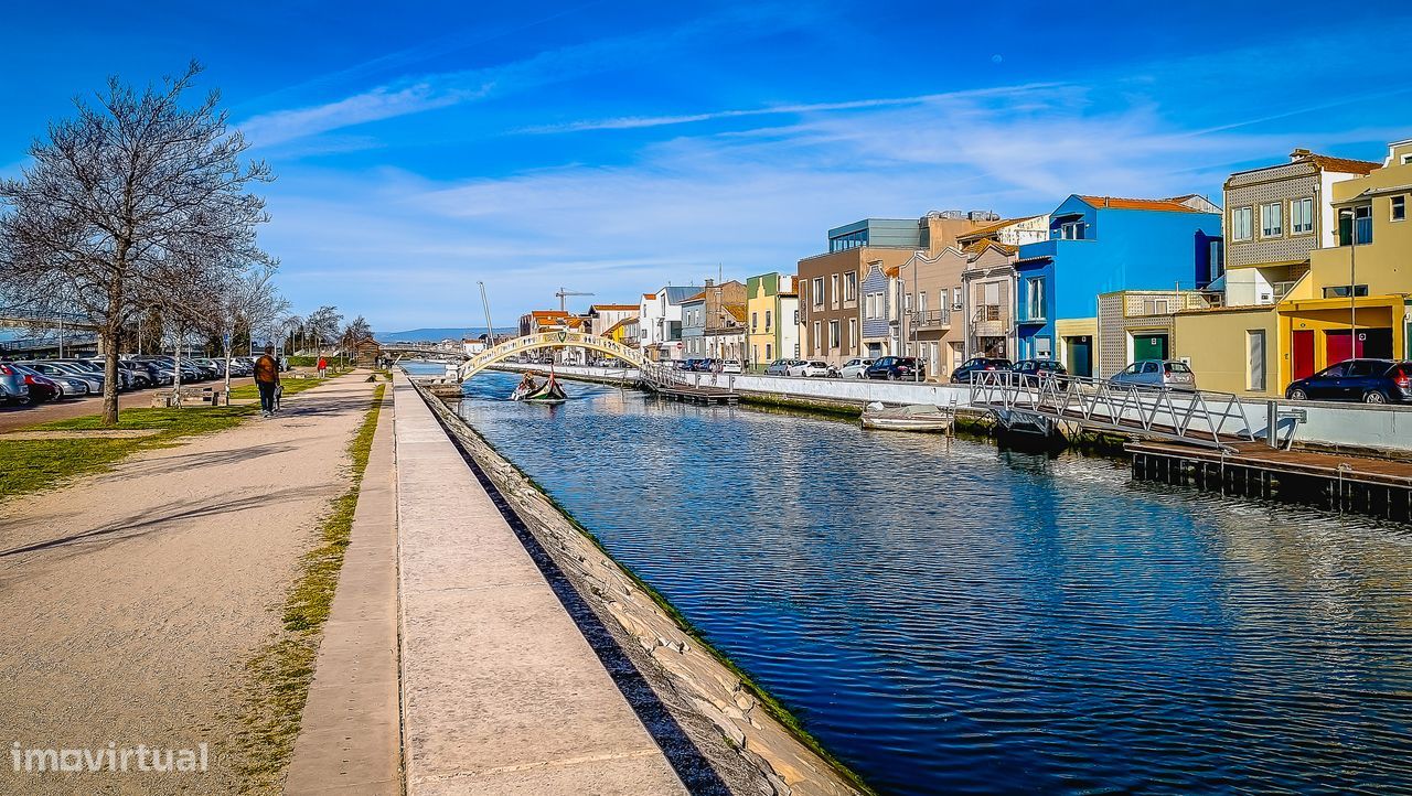 Apartamento T1 com duas varandas, mobilado, Bairro Gulbenkian, Aveiro