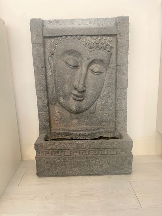 Estrutura para fonte de água