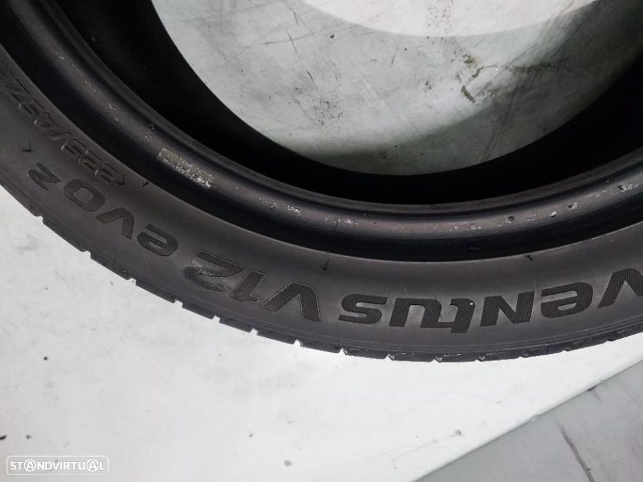 2 pneus semi novos 225-45r18 hankook - oferta dos portes 130 euros