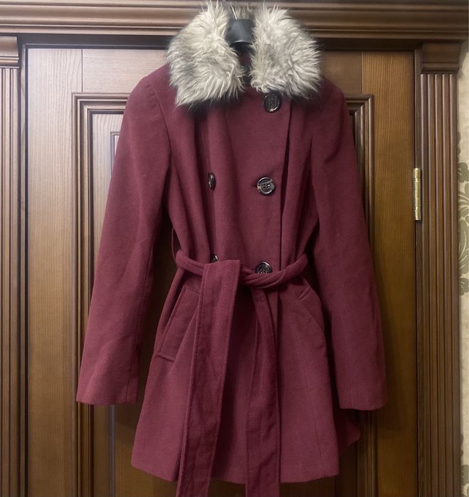 Продам  пальто New look цвета марсала
