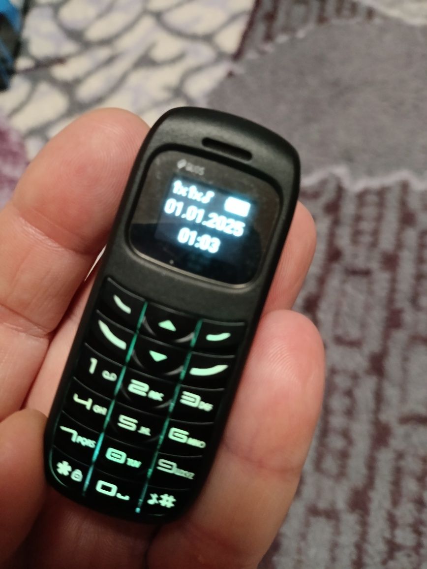Мини мобильный телефон BM70