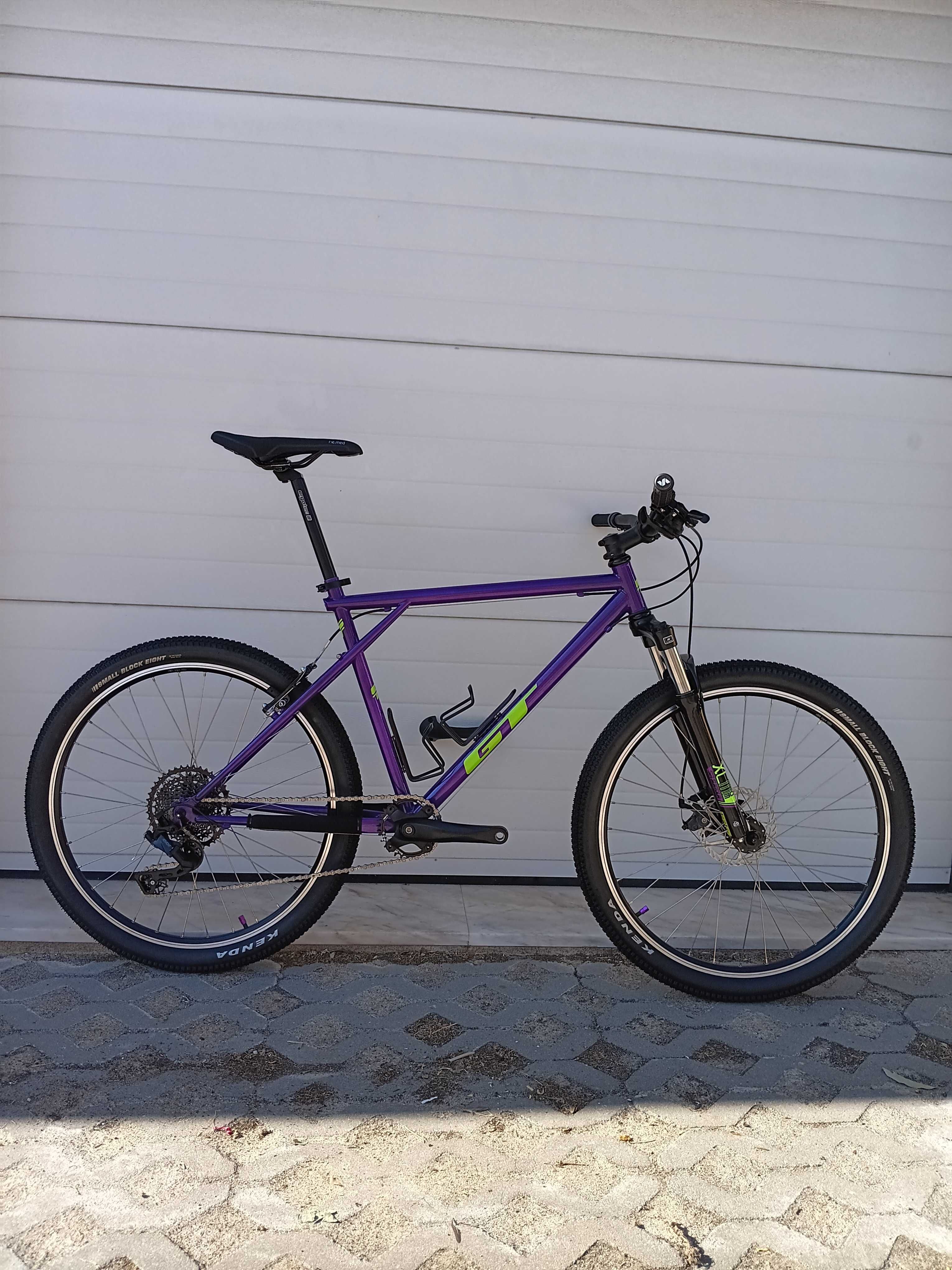 Bicicleta GT Outpost