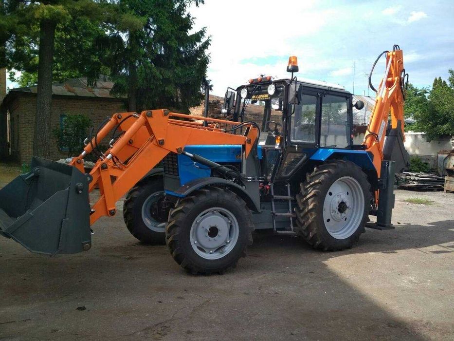 Экскаватор-погрузчик БАМ-2014