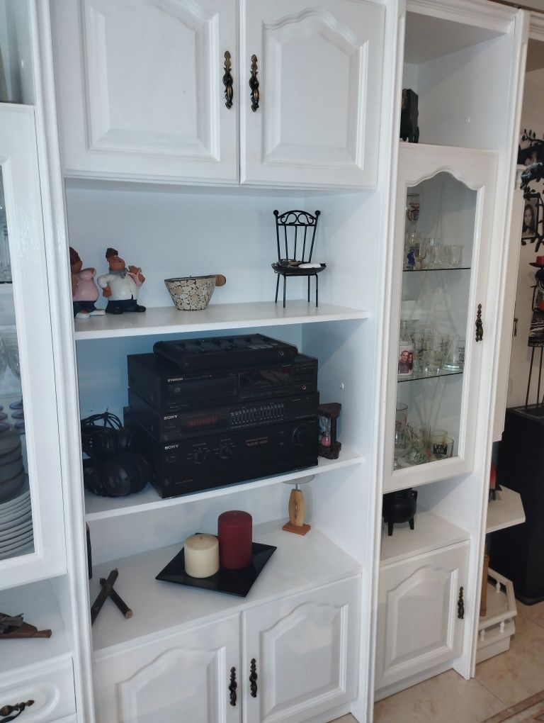 Móvel Sala com Cristaleira