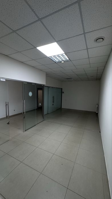 Здається в оренду приміщення в центрі м.Хуст