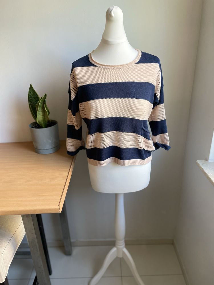 Sweterek oversize w paski