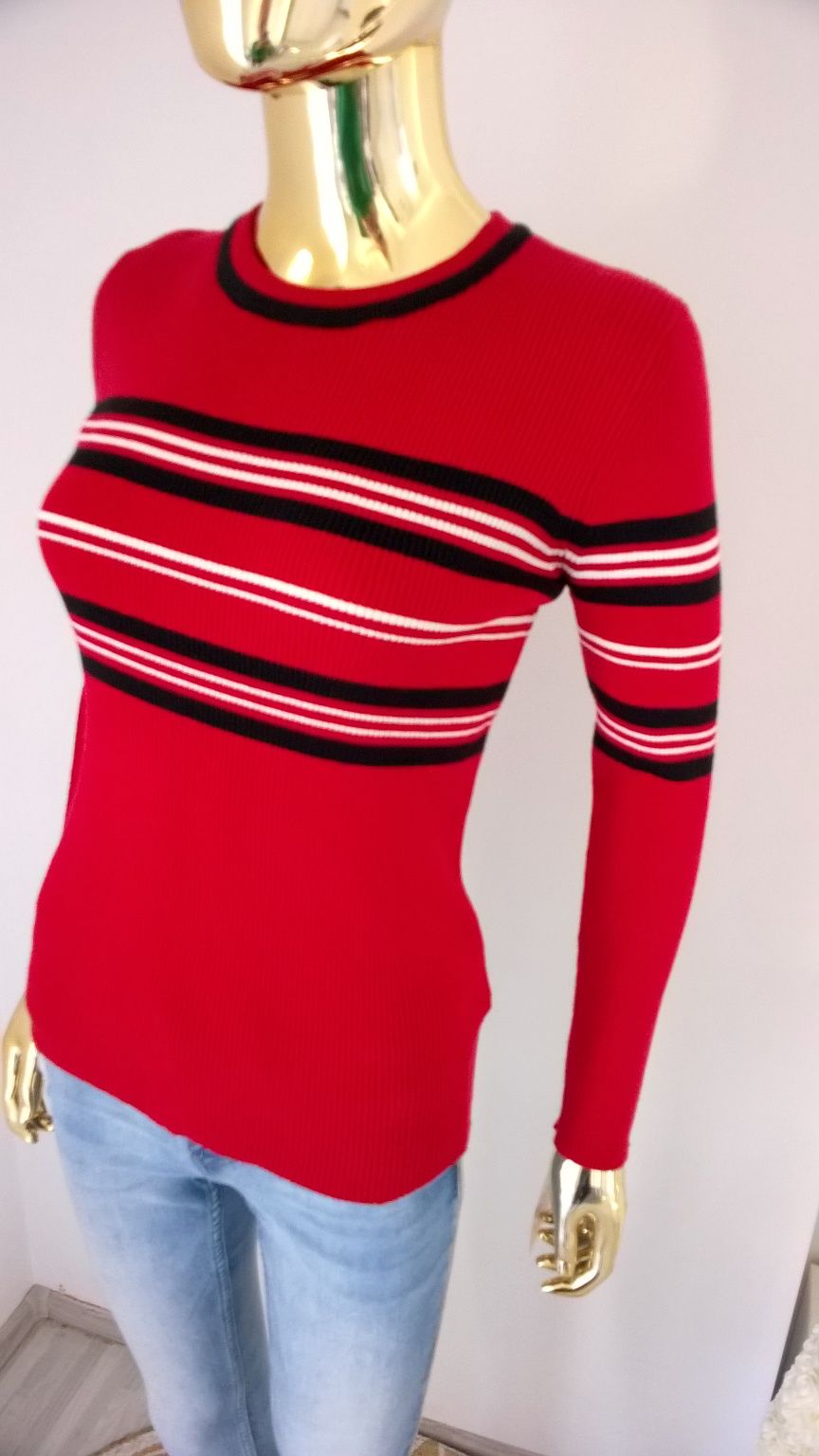 Czerwony sweter prazkowany na wiosnę w paski s m