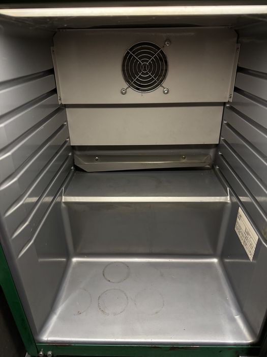 Lodówka barowa Heineken podświetlana z iluminacją bąble w drzwiczkach!