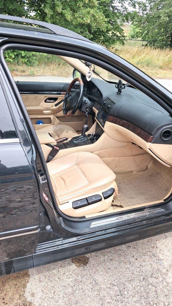 Sprzedam BMW e39 2003