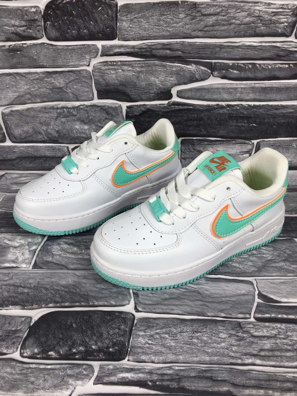 NIKE AIR FORCE 1  кроссовки детские р30-35