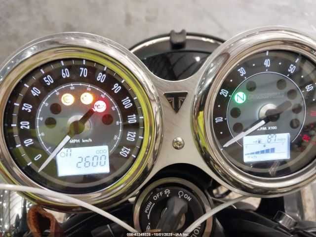 Triumph Motorcycle BONNEVILLE T120/BLACK 2023