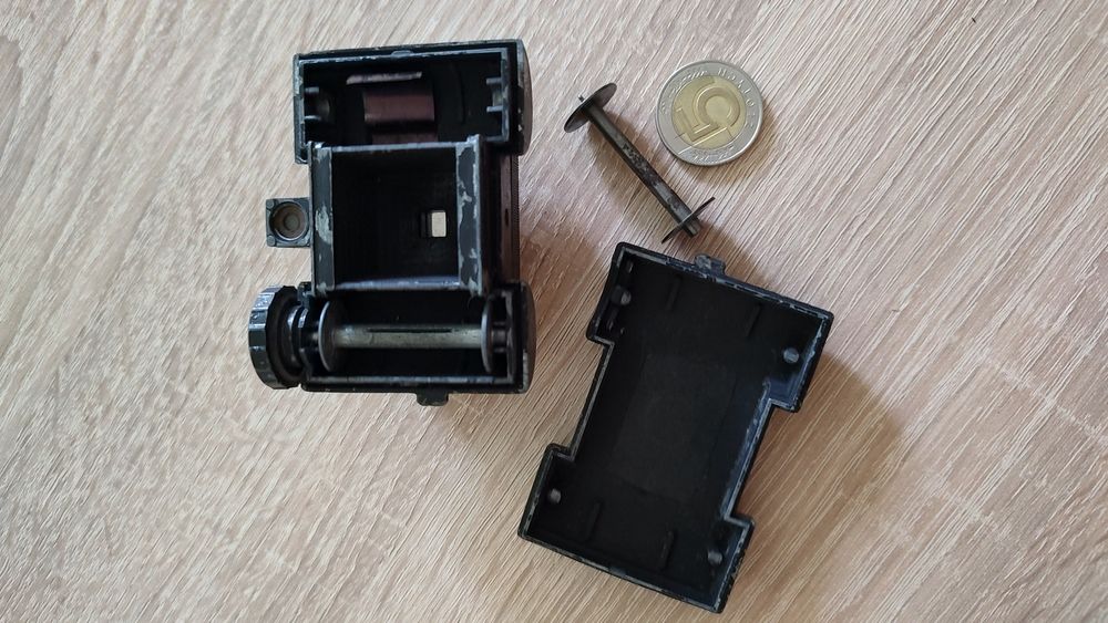Przedwojenny miniaturowy aparat fotograficzny Sida