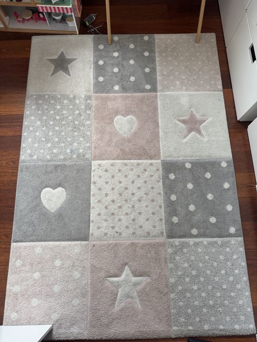 Dywan dla dziewczynki 140x200