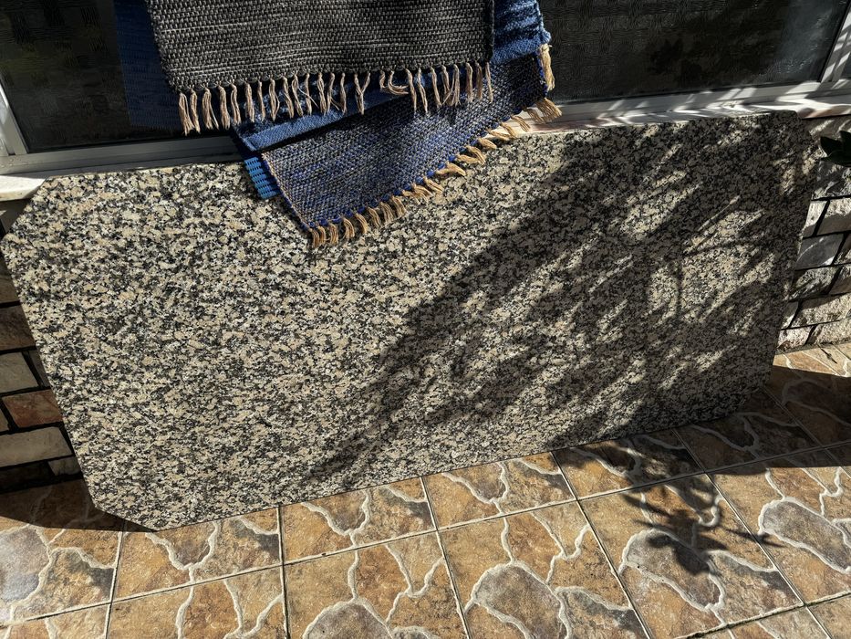 Tampo de pedra granito