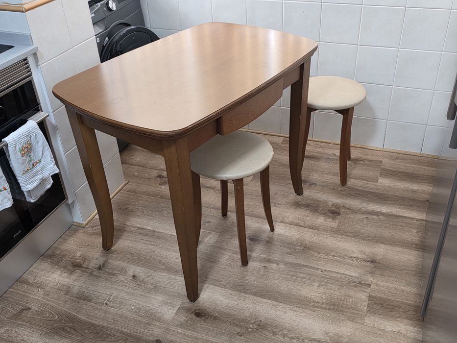 Mesa de cozinha extensível