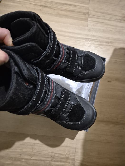 ecco śniegowce chłopięce gore tex kozaki 39