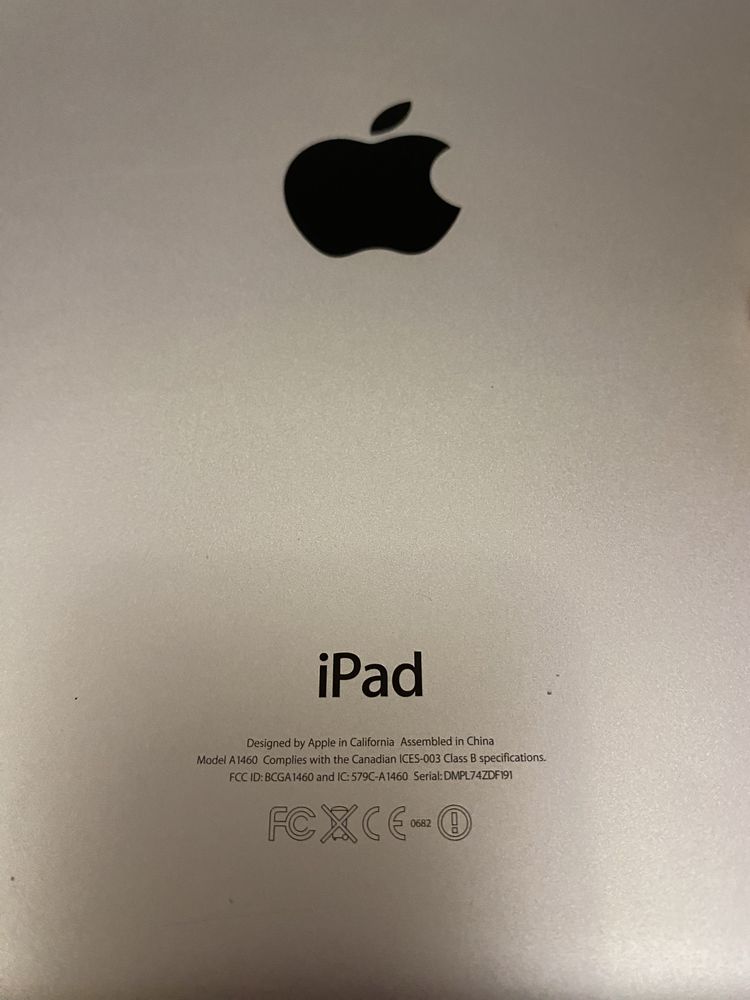 Планшет apple ipad 4 a1460/ на запчастини! D640