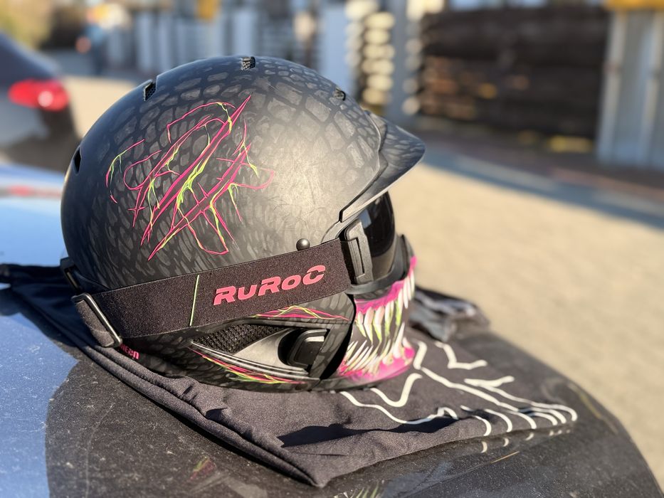 шолом від бренду Ruroc