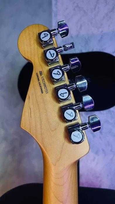 Електрогітара FENDER AMERICAN ULTRA Stratocaster HSS (2024)