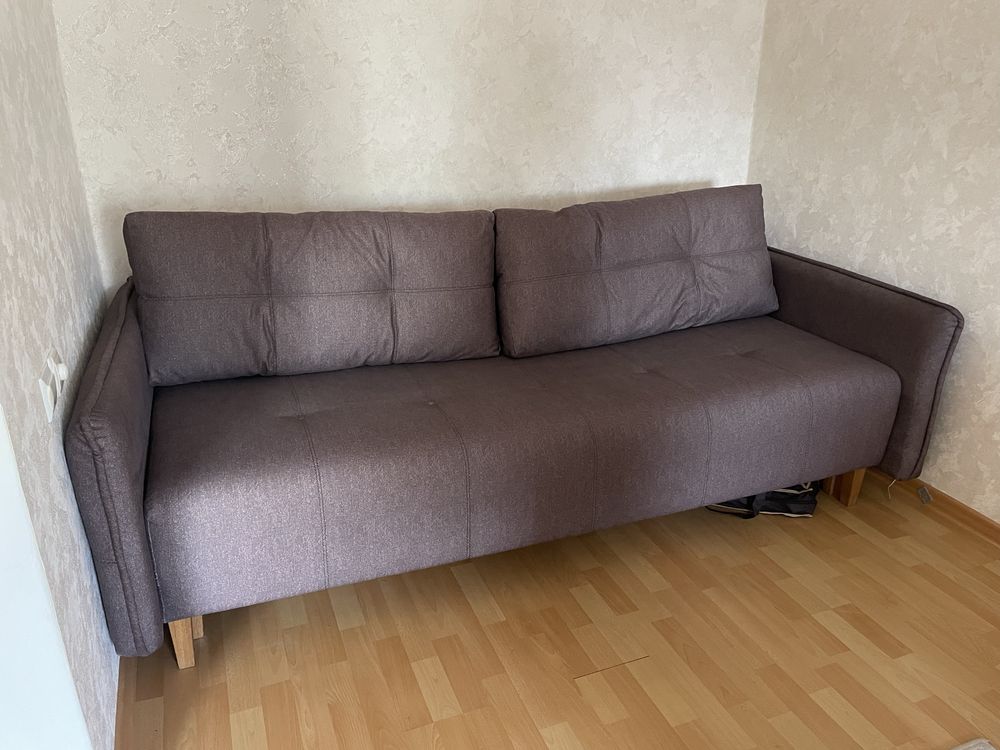 Продам розкладний диван б/в