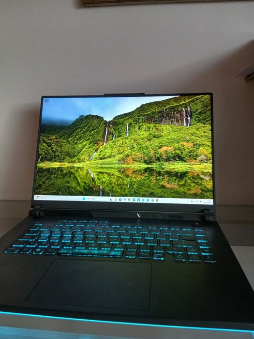 ASUS ROG STRIX G16 i9 14th Gen 32 GB RAM