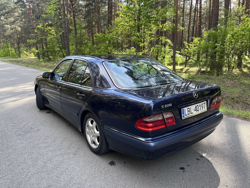 Mercedes E-klasa 2.2 CDI Automat 2001r W210