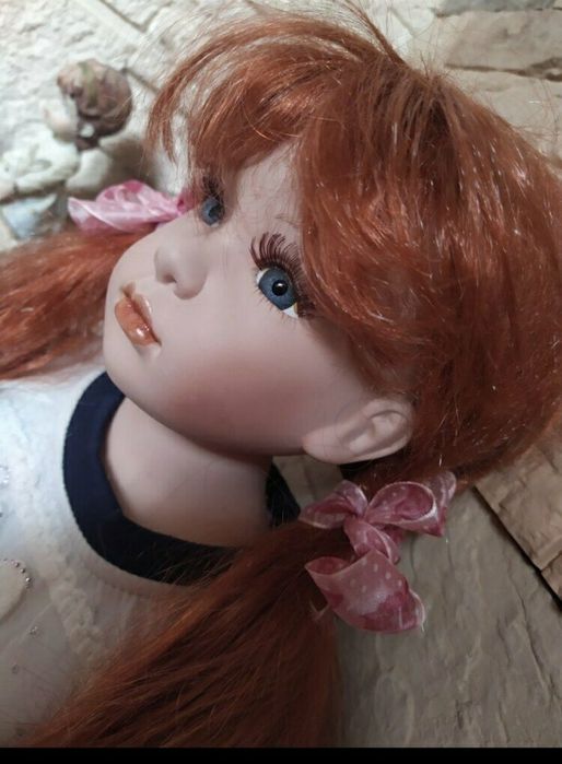 Фарфоровая кукла 65си