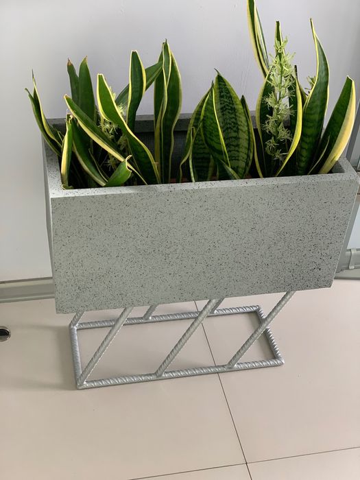 Stojak do doniczki, stojak metalowy, stojak, dekoracje