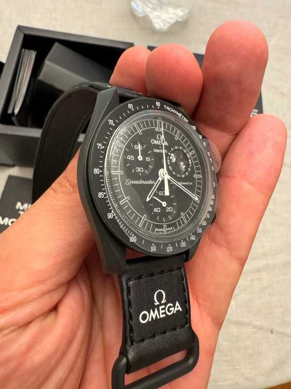Swatch x Omega Bioceramic Moonswatch Mission To Moonphase Snoopy