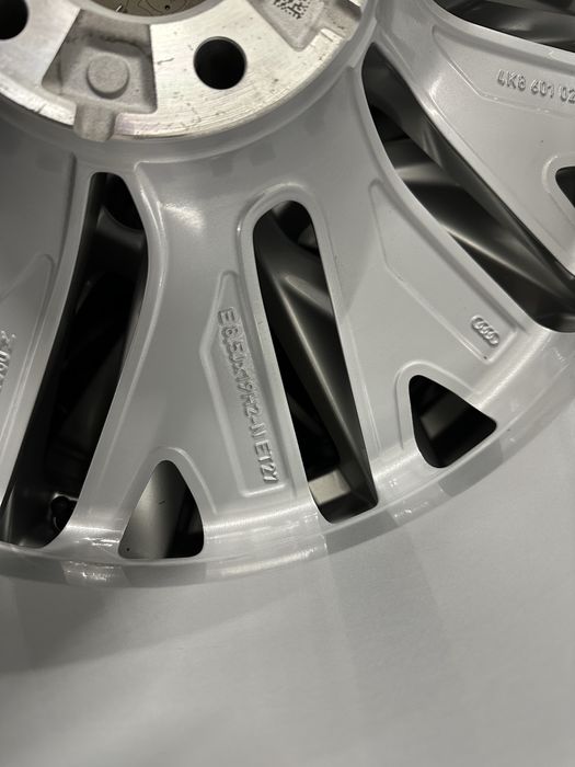 Nowe oryginalne koła letnie alufelgi 19 Audi A7 4K8