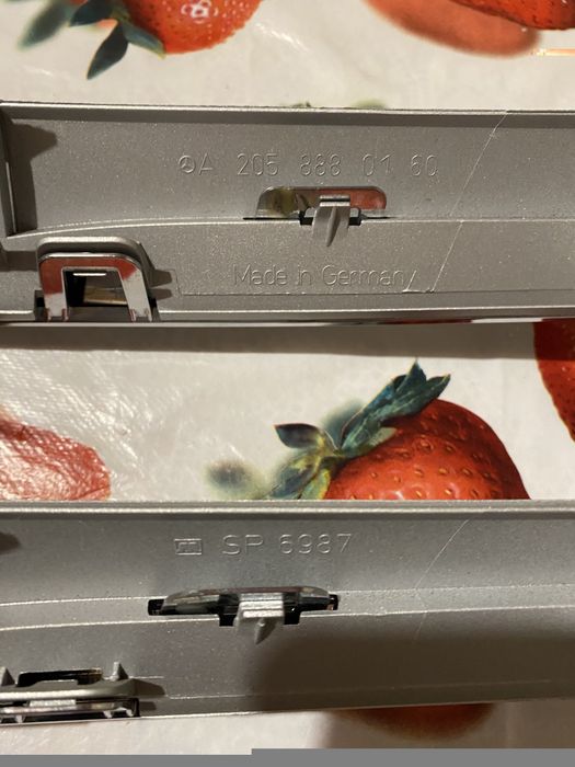 Mercedes c-class,накладка решетки радиатора,вставка в решетку радиатор