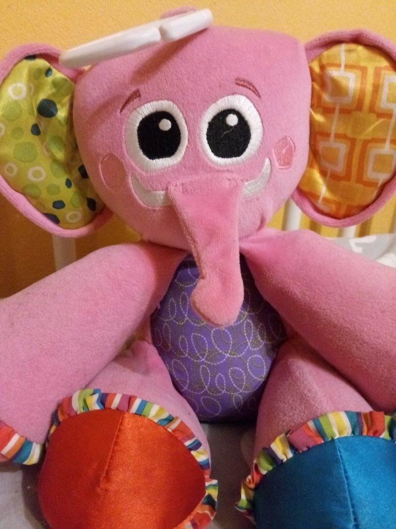 Słonik dla niemowlaka różowy - Lamaze ORGINALNY