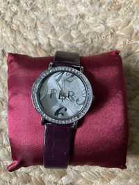 Fioletowy zegarek damski FLR