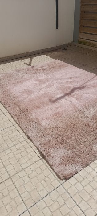 Vendo carpete fabricada no Egito