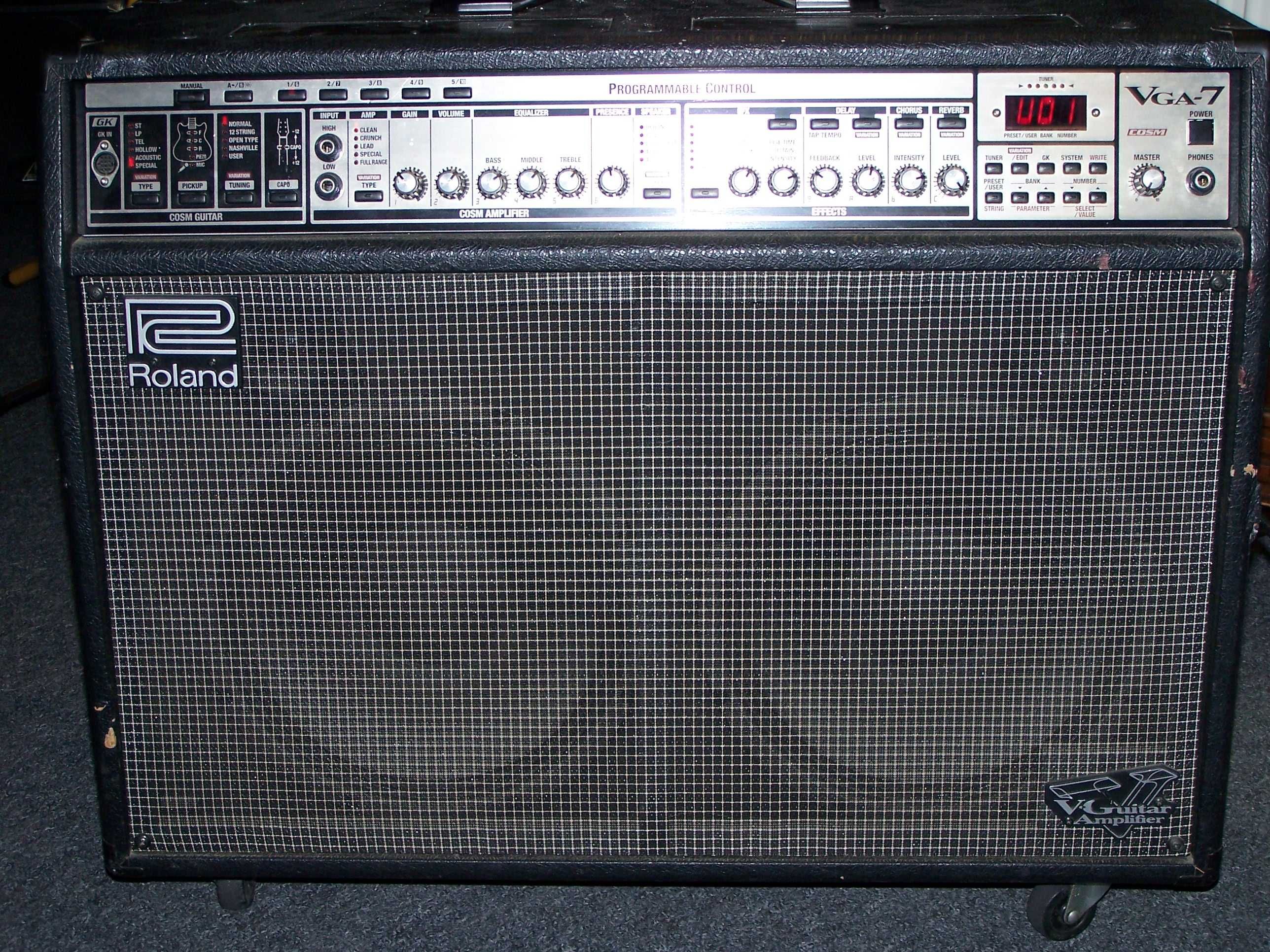 Wzmacniacz gitarowy Roland Vga-7