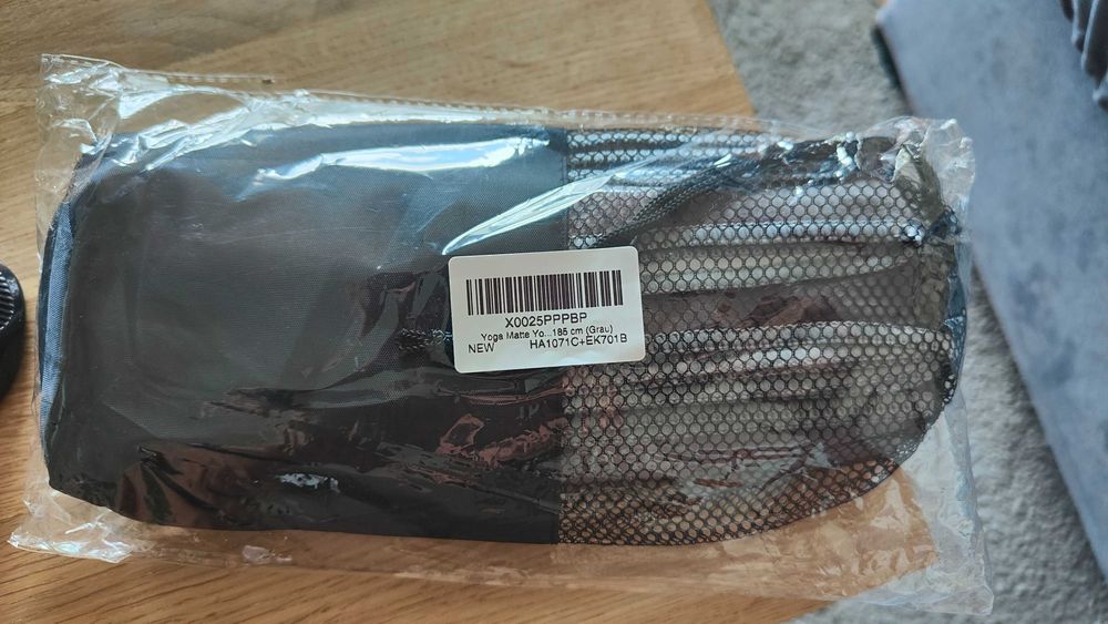 Antypoślizgowy ręcznik na matę do jogi, pokrowiec, na siłownię szary