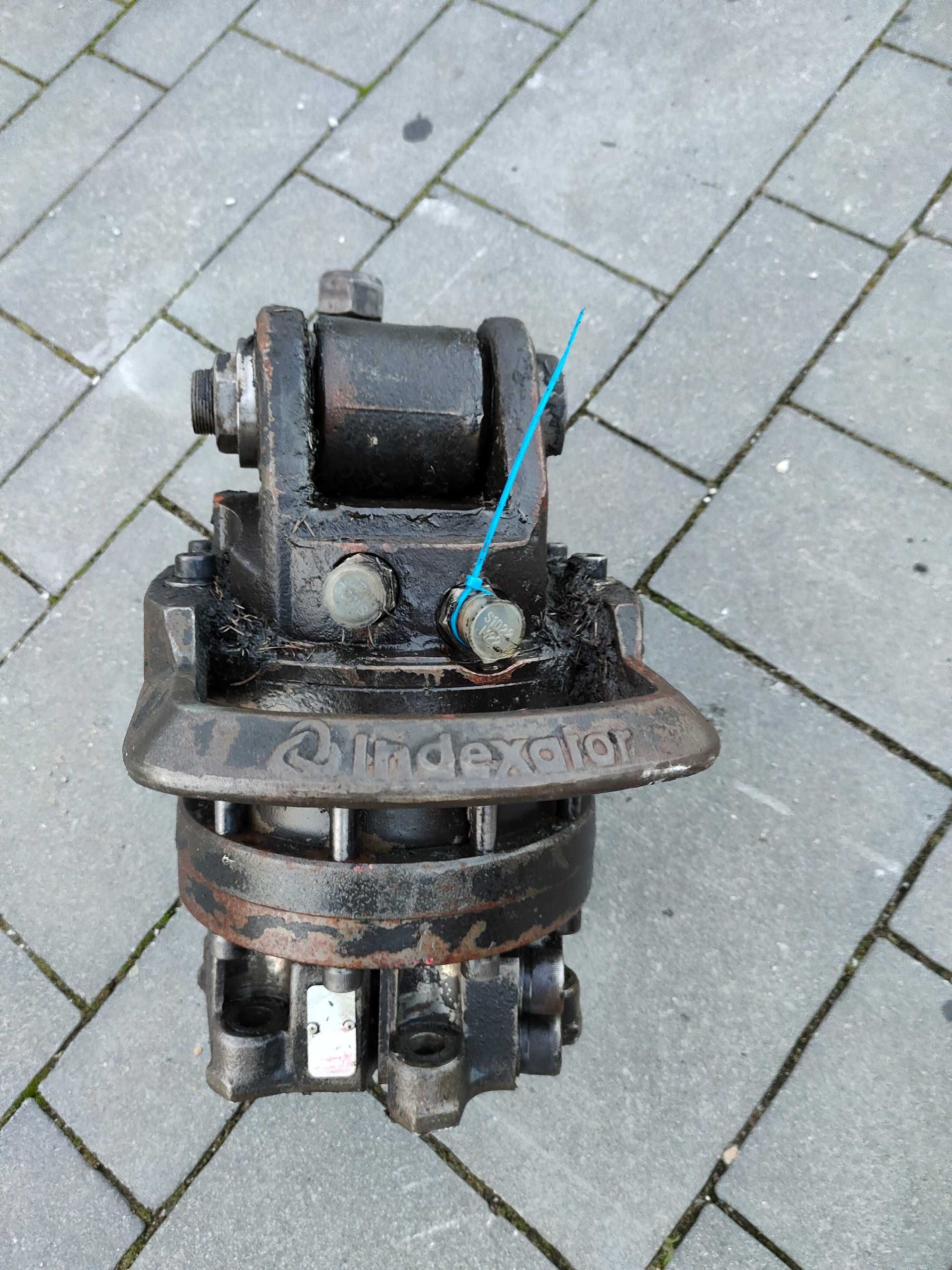 Rotator indexator do chwytaka