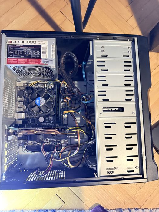 Komputrer z procesorem i7 -4790