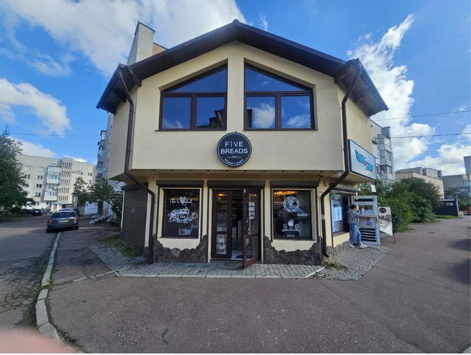 Продам приміщення-магазин у м. Трускавець