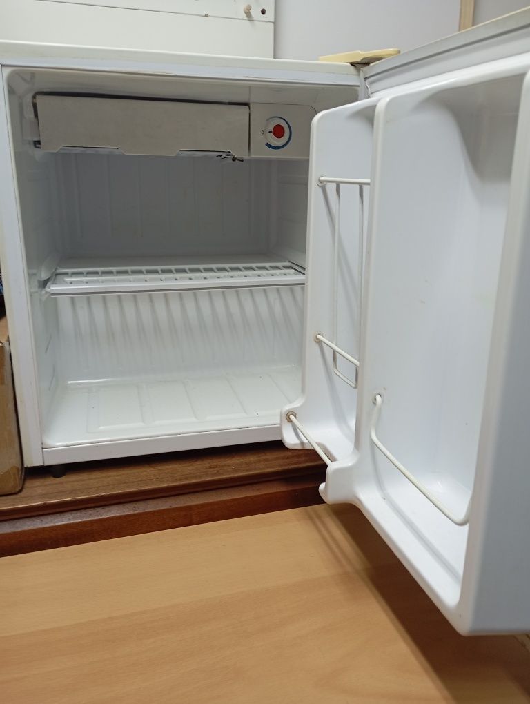 Frigobar Jocel usado
