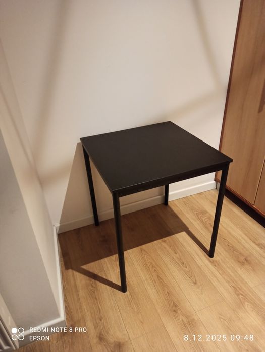 Stolik czarny Ikea