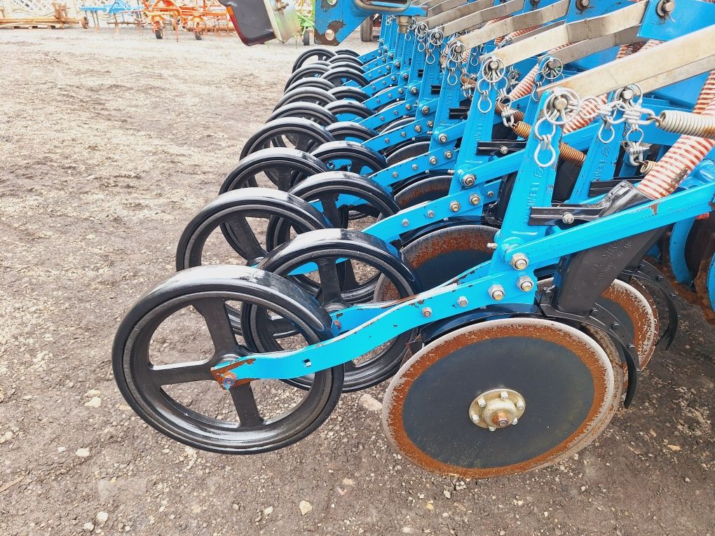 Agregat uprawowo-siewny 3m talerzowy Lemken  stan bdb nie kuhn Amazone
