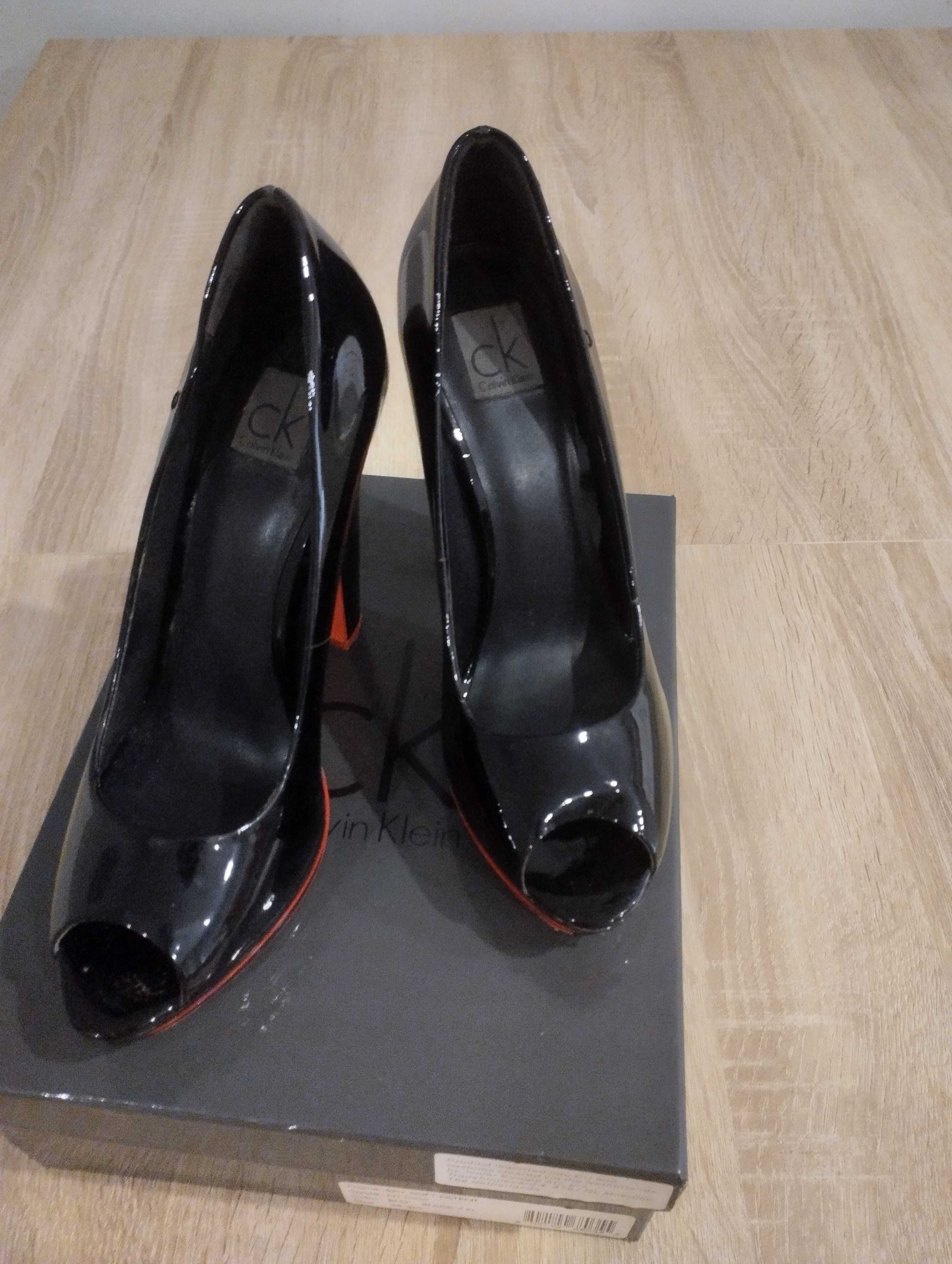 Sapatos Calvin Klein 50€!!!