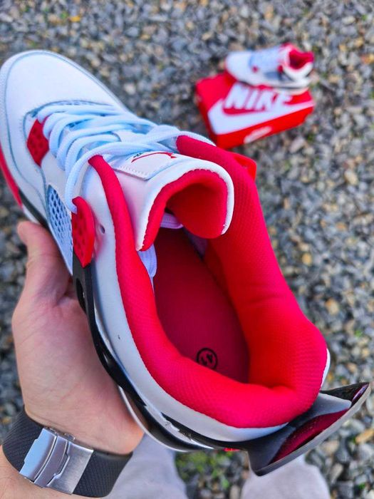 Кросівки Nike Jordan 4 Retro чоловічі демісезонні 41-46