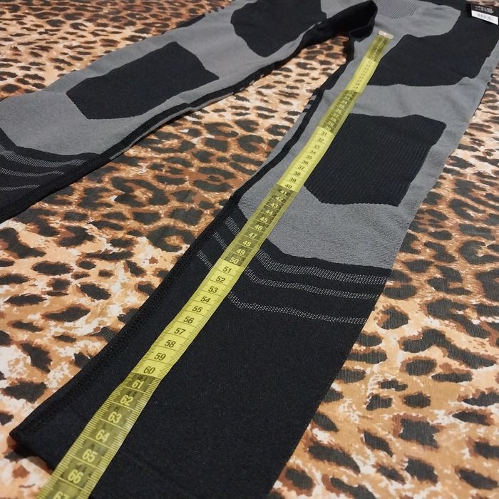 Нова термобілизна спортивна зональна crivit жіноча термоштани розмір L