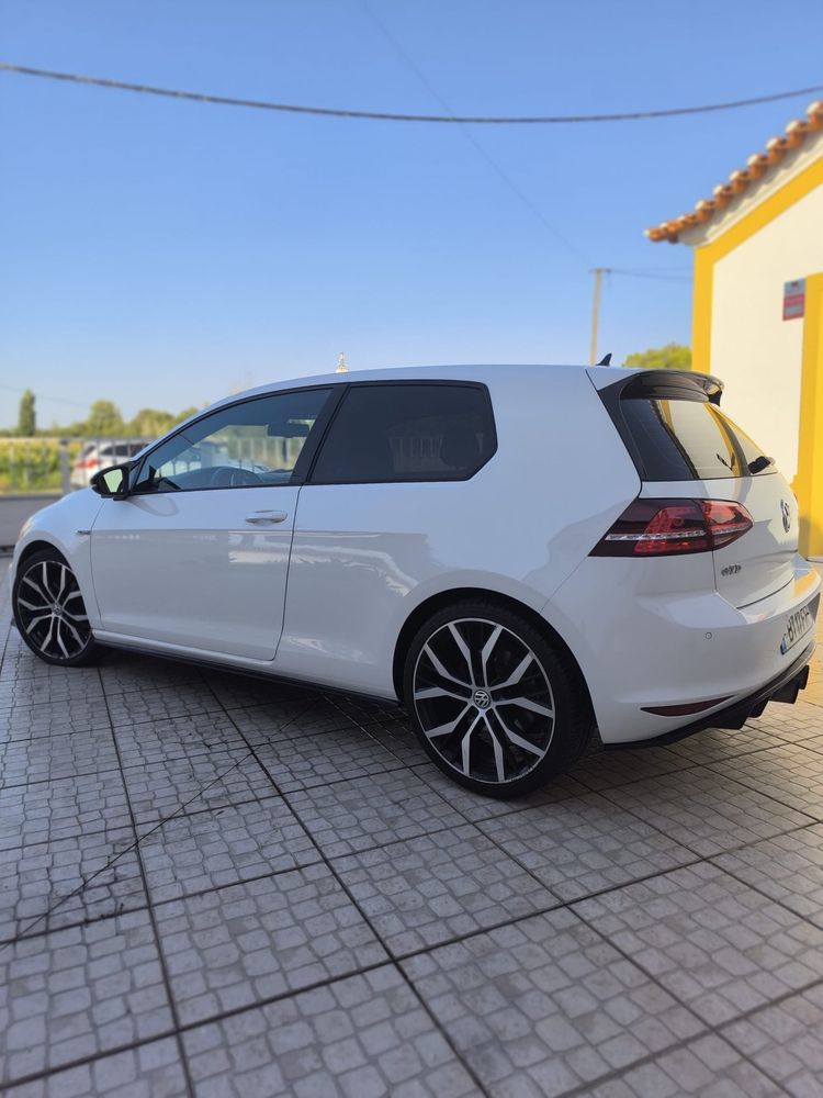 VW Golf 7 GTD 2.0 TDI