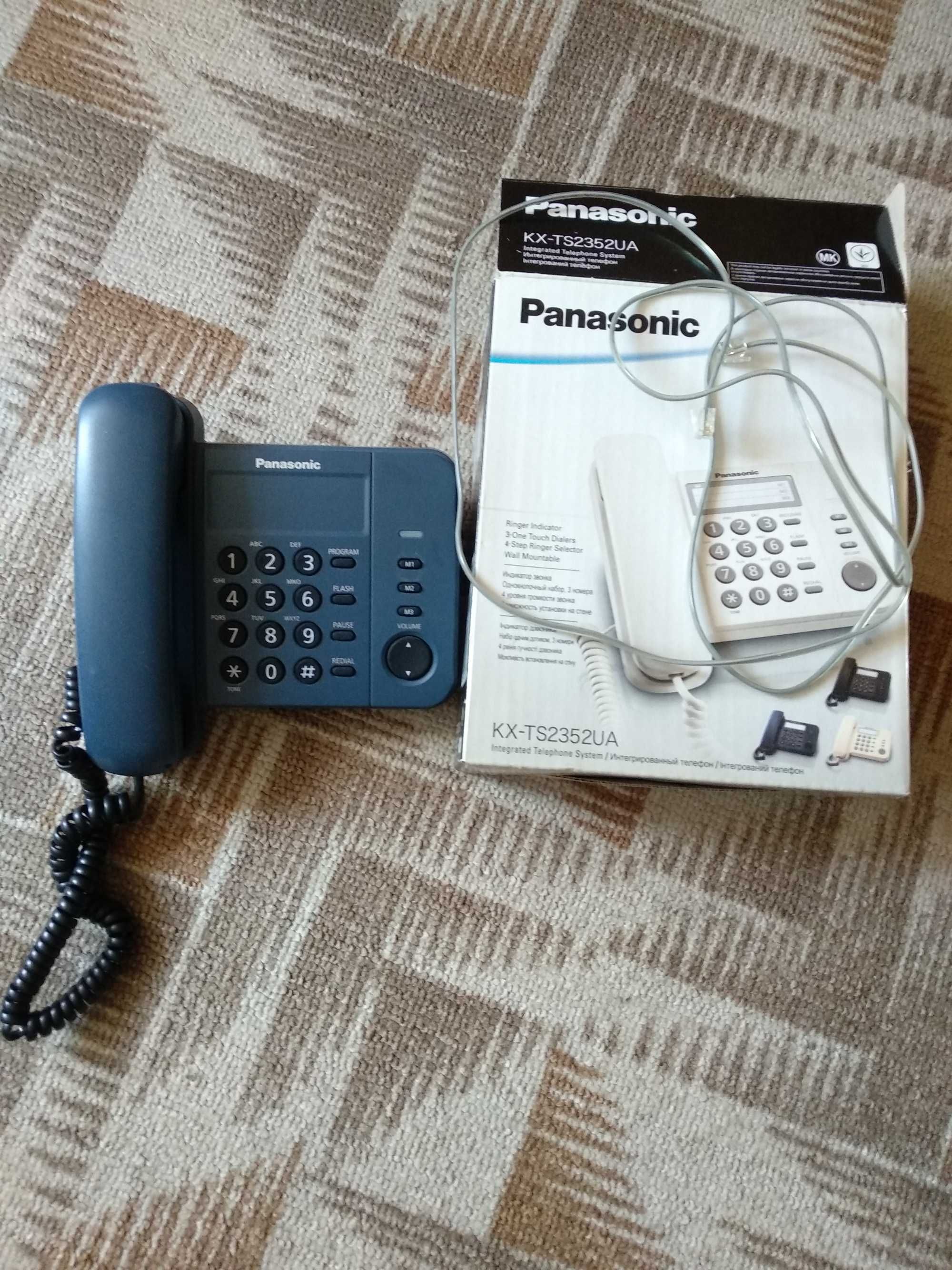 Продам б/у проводной телефон Panasonic KX-TS2352UA в отличном состтоян